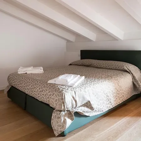 Halldis Appartement Sirmione