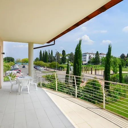 Halldis Appartement Sirmione