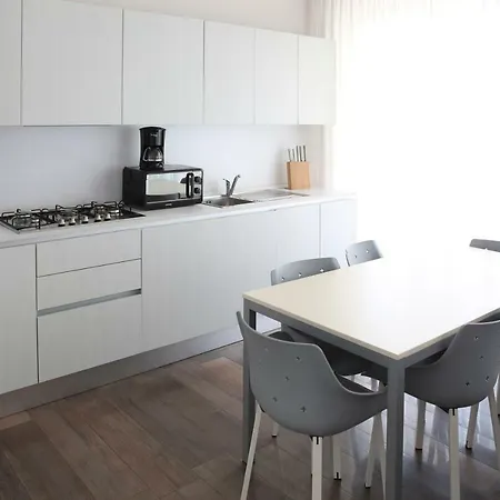 Halldis Appartement Sirmione